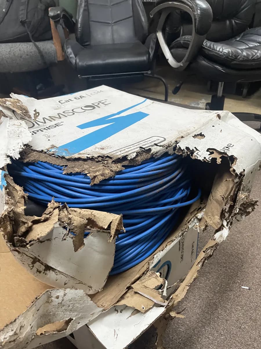 CommScope Cat6A Shielded Plenum Cable - 3 Full Reels (Damaged Boxes) thumbnail 3